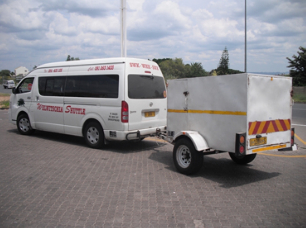 Bus & Shuttle Services in Namibia image - Tourismus Namibia